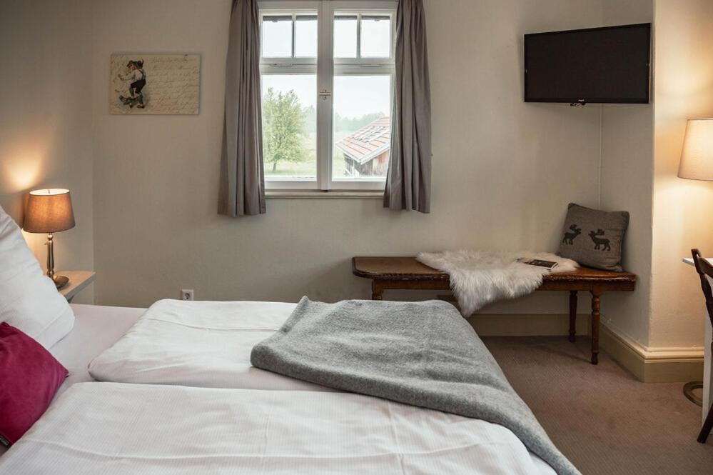Allgaeuer Genusshotel Und Historischer Dorfgasthof Hirsch Leutkirch im Allgäu Zewnętrze zdjęcie